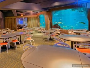 Sharks Underwater Grill & Bar - Sea of Power at SeaWorld Orlando